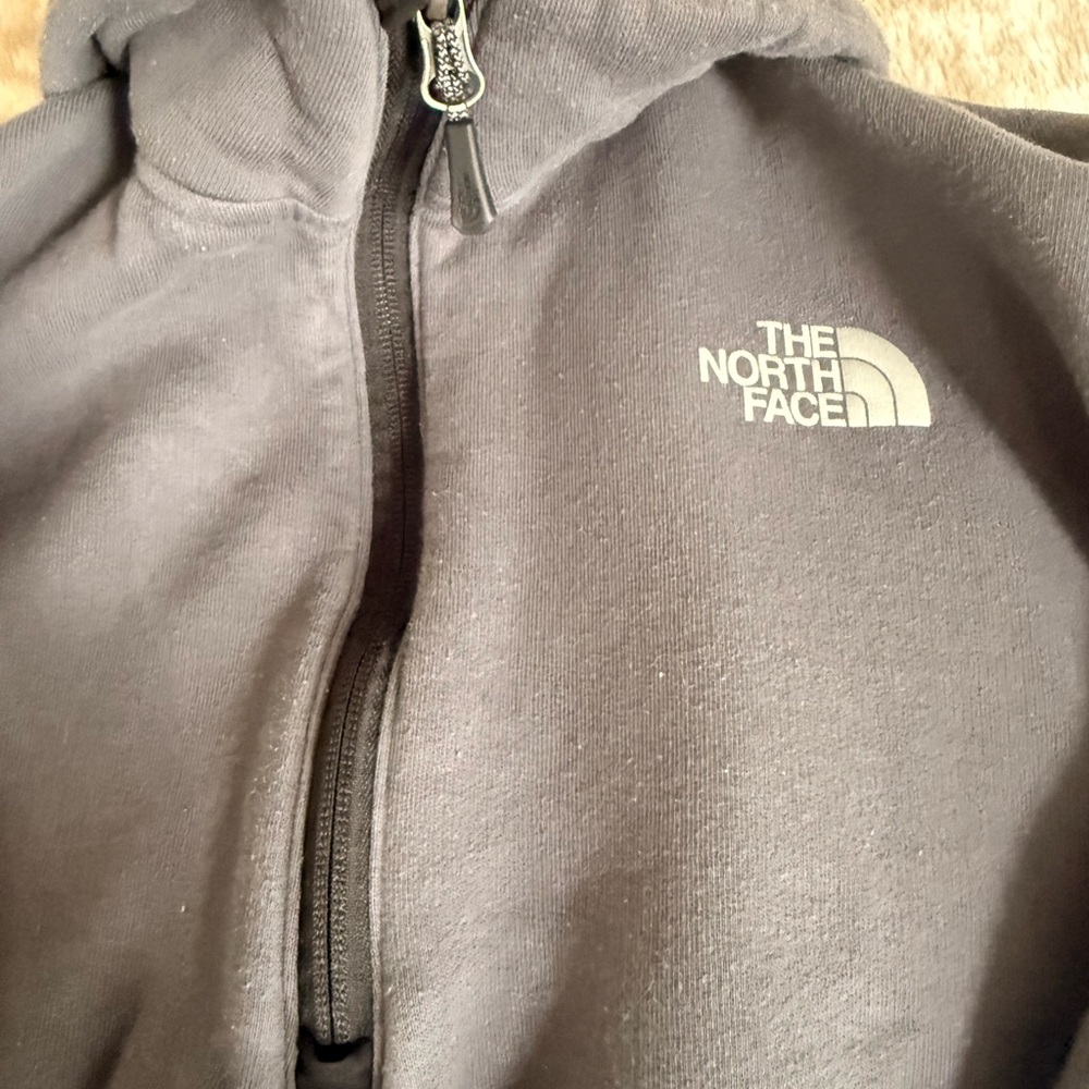 The North Face Charcoal Pullover with Black Sleeve Pocket - Picture 2 of 7